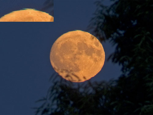 Green flash from the Moon