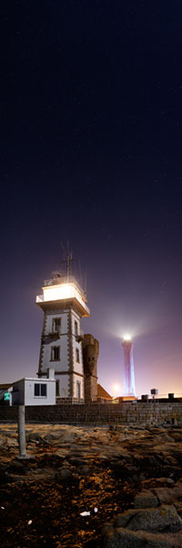 The Penmarc'h semaphore and the Eckmhl lighthouse