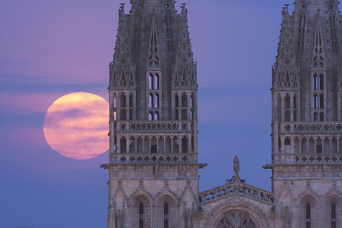 La plus grosse Pleine Lune de 2011 