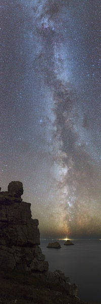 Click to enlarge
800 x 2400 pixels (792 kB)