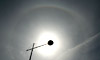 Corcumscribed halo